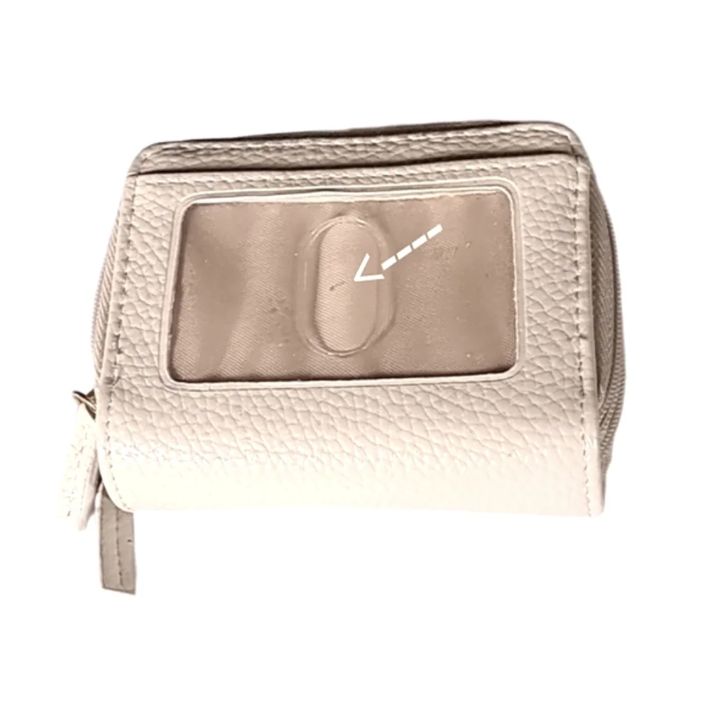 Buxton Cream High Quality Pebble Grain Faux Leather Wallet